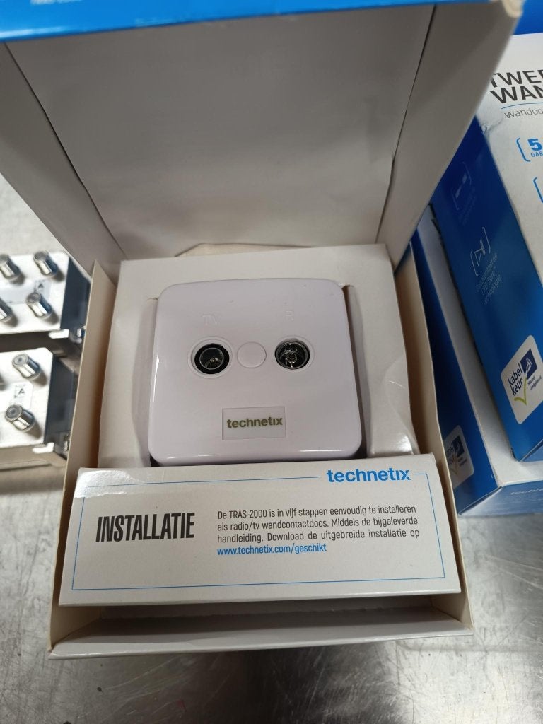 coaxkabel tv stopcontact, Doe-het-zelf en Verbouw, Ophalen of Verzenden, Nieuw, Overige merken, Stopcontact