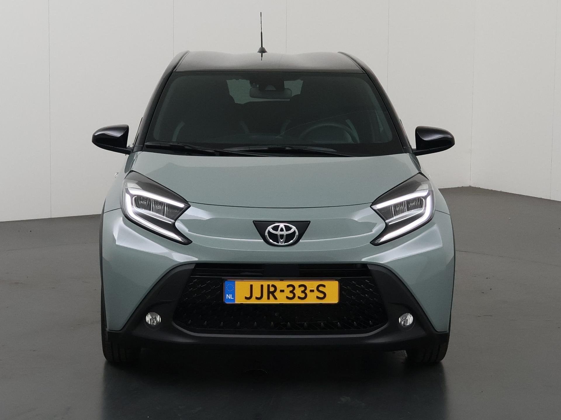 Toyota Aygo X 1.0 VVT-i MT Pulse | LED | Navigatie | Parkeer, Auto's, Stof, Gebruikt, Euro 6, Start-stop-systeem