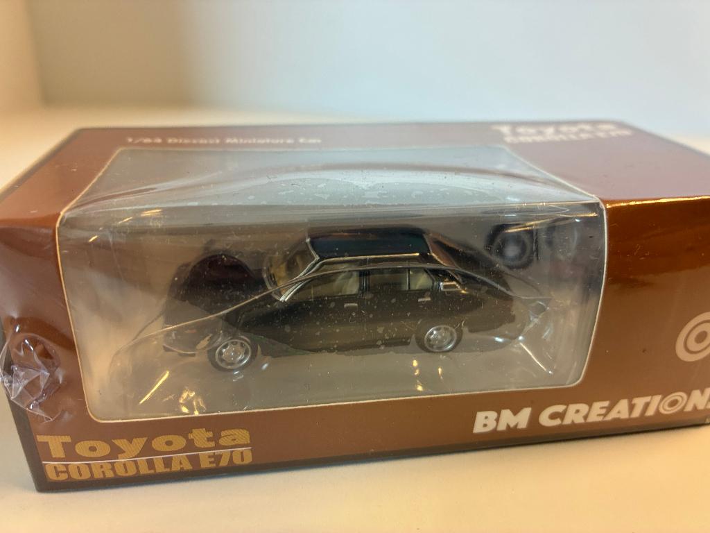 89351: Toyota Corolla E70 - BM-Creations 1:64, Auto, JDM Diecast Models, Nieuw, Ophalen of Verzenden