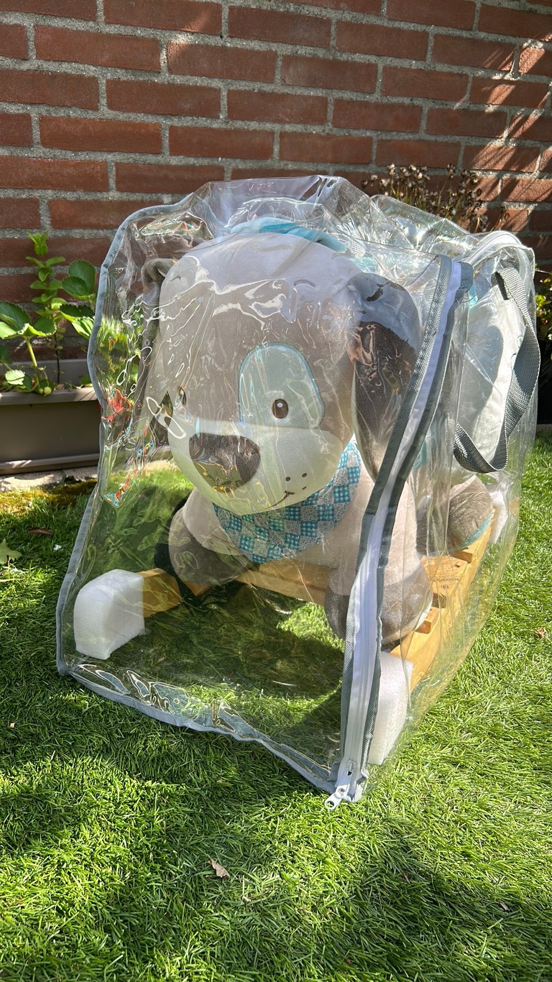 Hobbelhond van Nattou, Ophalen, Zo goed als nieuw