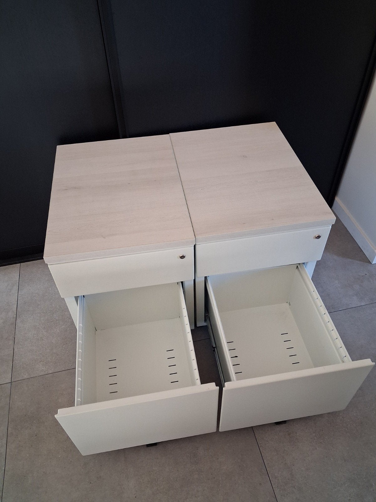 Ladeblokken met wielen - 2 stuks, Ophalen, Gebruikt