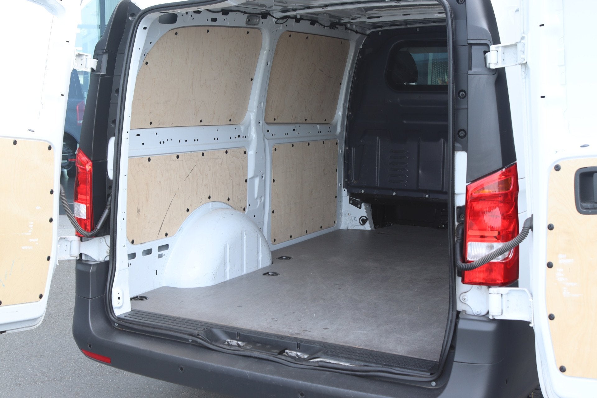 Mercedes-Benz Vito 110 CDI Lang |NAVI/AIRCO/CRUISE C/3 ZITPL, Achterwielaandrijving, Gebruikt, Euro 6, 4 cilinders