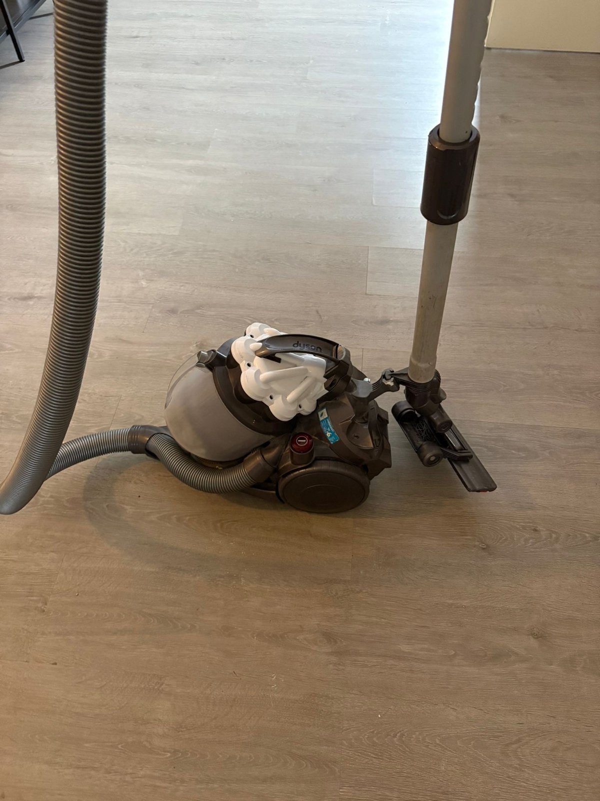 Dyson Stofzuiger - Krachtige Reiniging voor Thuis, Gebruikt, Ophalen of Verzenden, Dyson, Sledestofzuiger