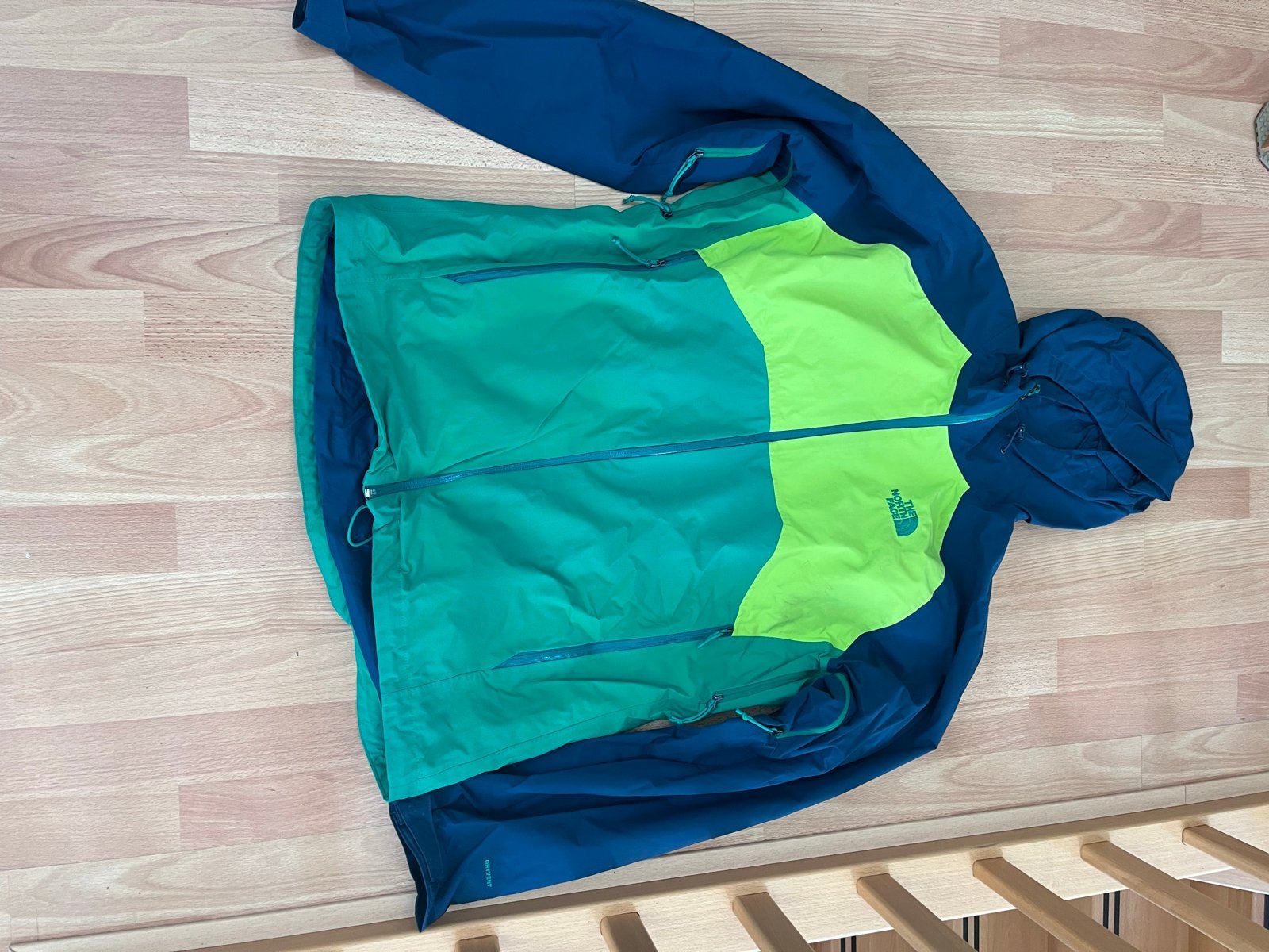 The North Face hardshell DryVent Jas Maat L, Maat 52/54 (L), Blauw, Ophalen of Verzenden, Zo goed als nieuw