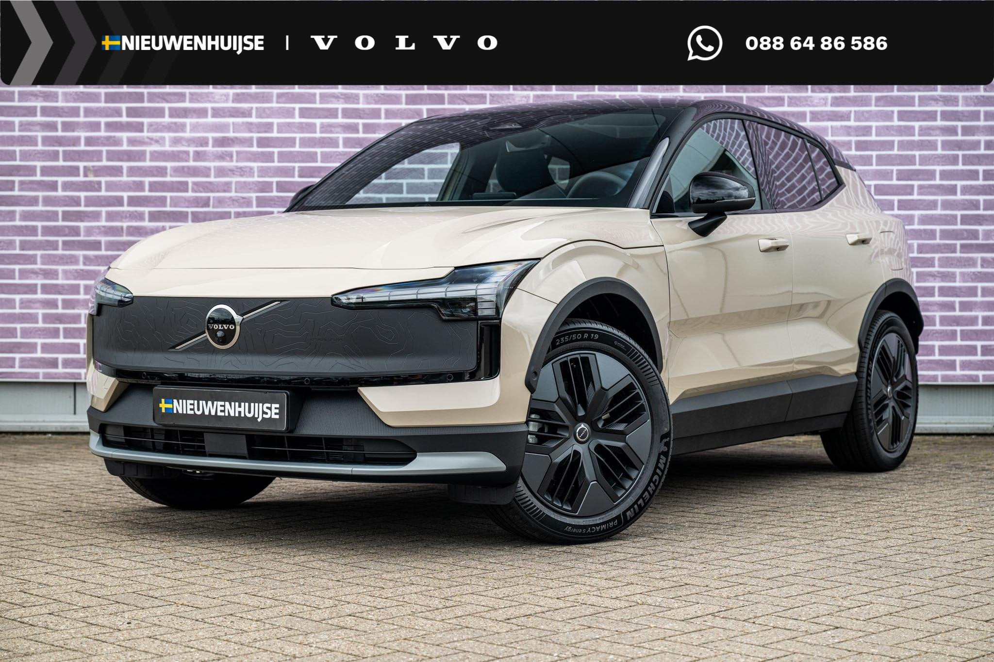 Volvo EX30 Cross Country P5 Long Range Plus Europa | Google, 12 maanden, Achterwielaandrijving, Leder en Stof, Origineel Nederlands