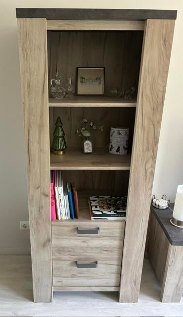 Boekenkast , Satriani ( profijt meubel ), Huis en Inrichting, Kasten | Boekenkasten, Eikenhout, Zo goed als nieuw, Met lade(s)