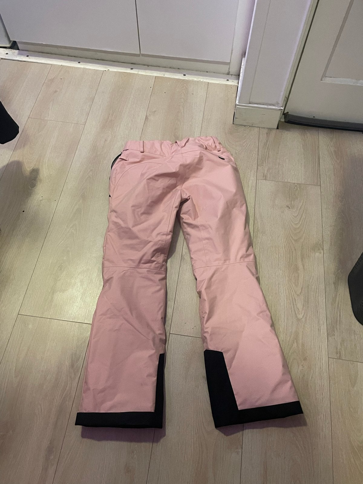 Roze skibroek, één keer gebruikt, zo goed als nieuw, Kleding | Dames, Wintersportkleding, Ophalen, Zo goed als nieuw, Maat 38/40 (M)