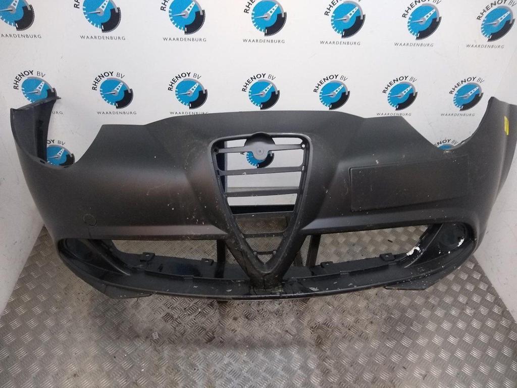 ALFA ROMEO MITO VOORBUMPER 2010, Gebruikt, Voor, Ophalen of Verzenden, Stiba lid