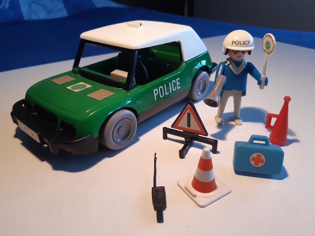 Playmobil 3215 Politiewagen met agent auto., Gebruikt, Complete set, Voertuig, Ophalen of Verzenden