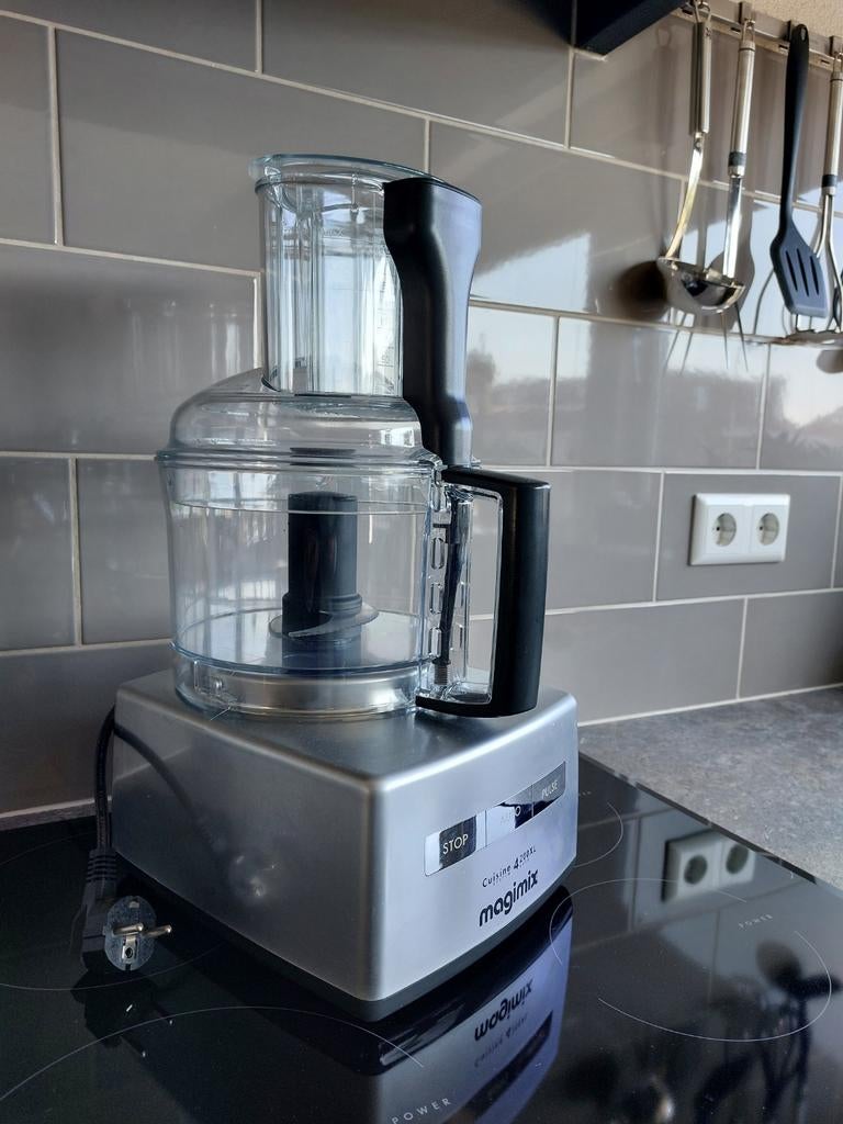 Te koop Magimix keukenmachine, Ophalen, Zo goed als nieuw, 3 snelheden of meer