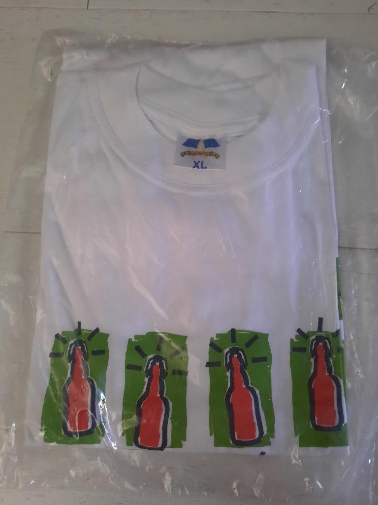 Te koop: wit Grolsch t-shirt met beugelflessen, maat XL, Verzamelen, Biermerken, Ophalen of Verzenden, Nieuw, Kleding, Grolsch