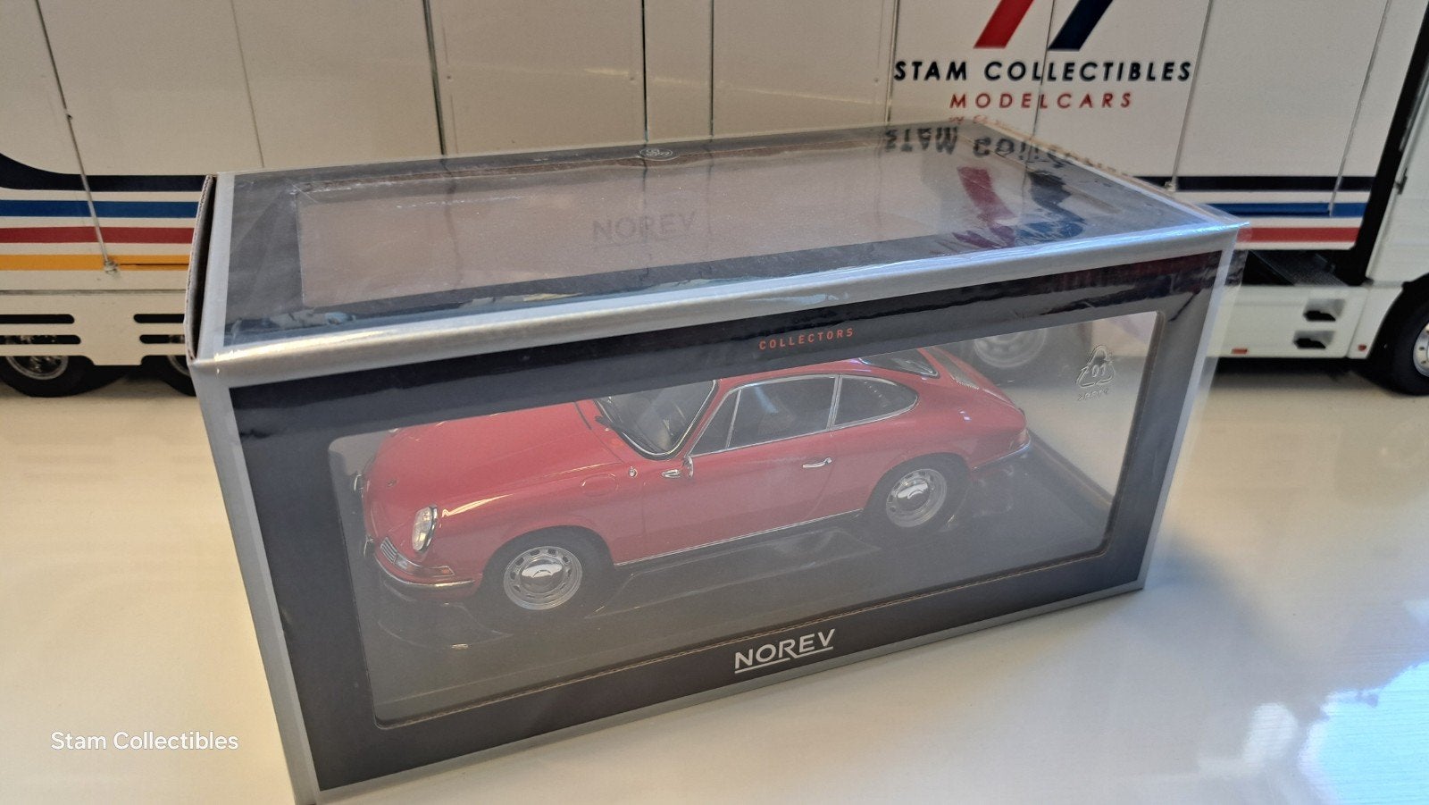 Norev Porsche 911 L Red - 1968, Hobby en Vrije tijd, Modelauto's | 1:18, Auto, Norev, Ophalen of Verzenden, Zo goed als nieuw