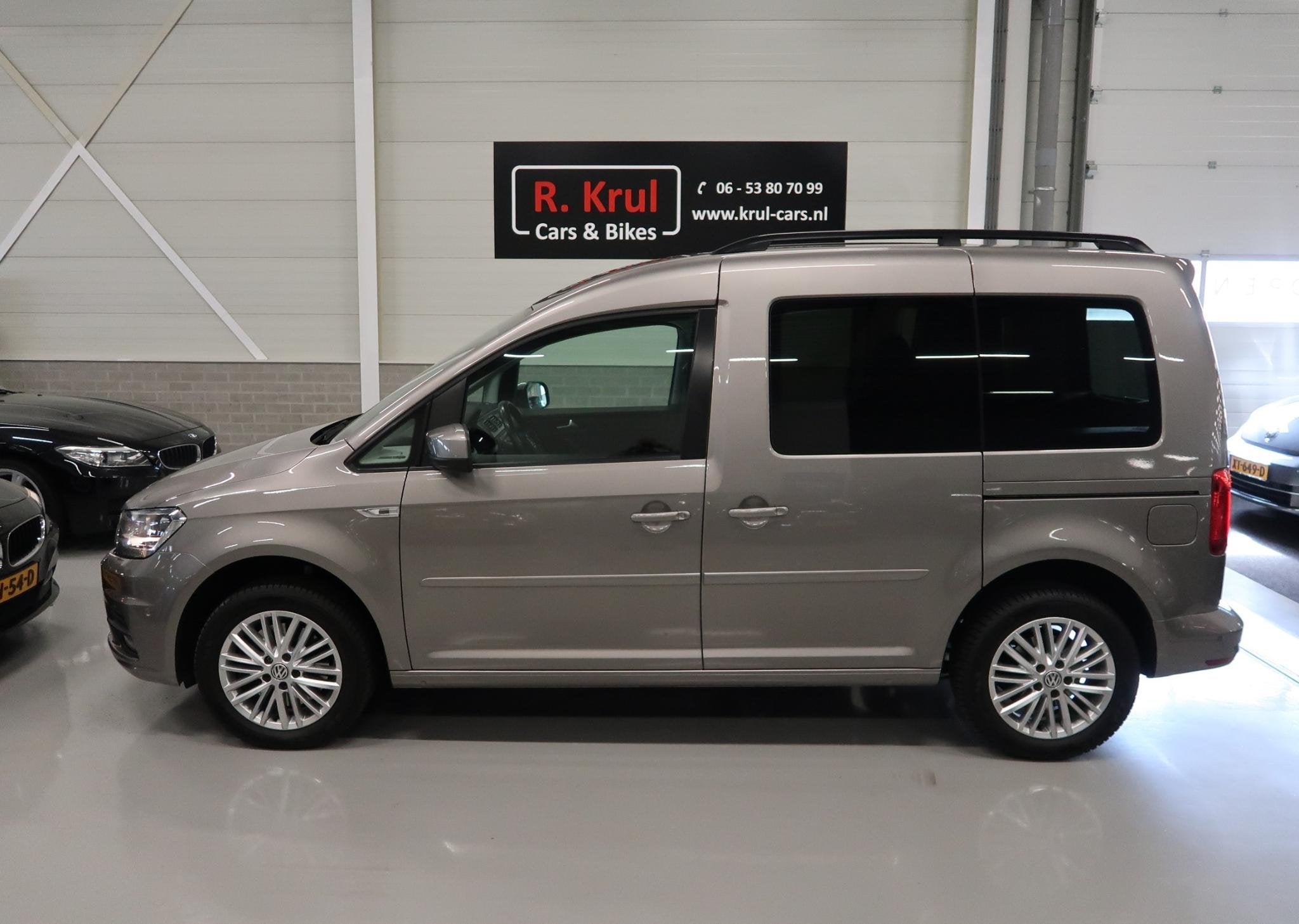Volkswagen Caddy 1.4 TSI Comfortline 5 zitplaatsen, 2x schui, Voorwielaandrijving, Gebruikt, 17 km/l, 5 stoelen