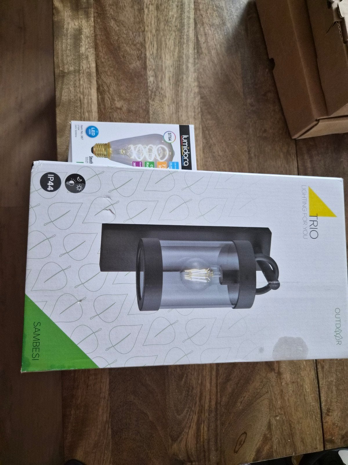 Nieuwe Rio Sambesi buitenlamp met Lumidora LED lamp, Ophalen