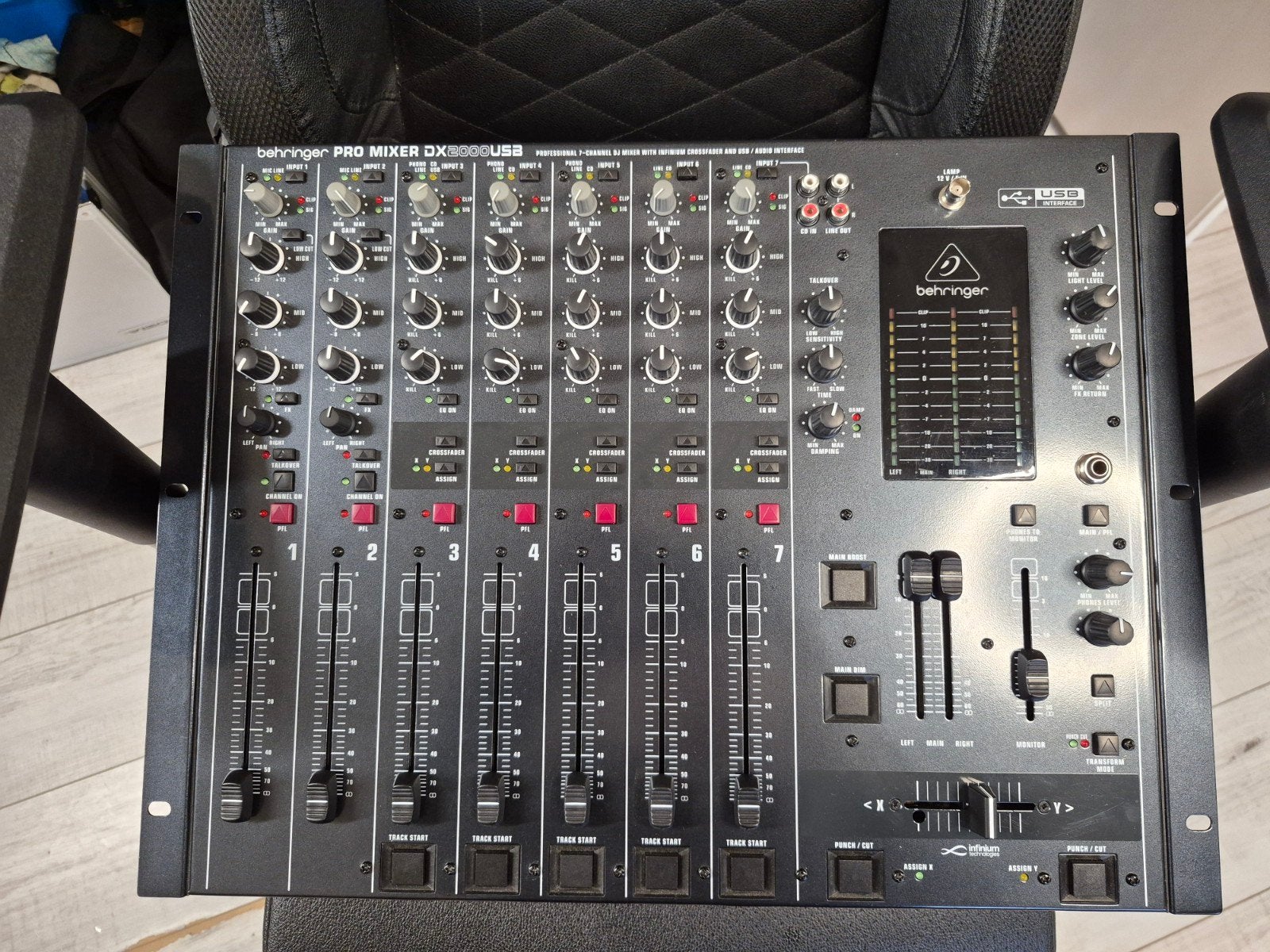 Behringer DX2000 USB, Muziek en Instrumenten, Ophalen of Verzenden, Zo goed als nieuw