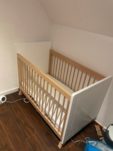 Bopita Fenna Babybed Wit / Naturel 60 x 120 cm, Kinderen en Baby's, Ophalen, Gebruikt, Ledikant