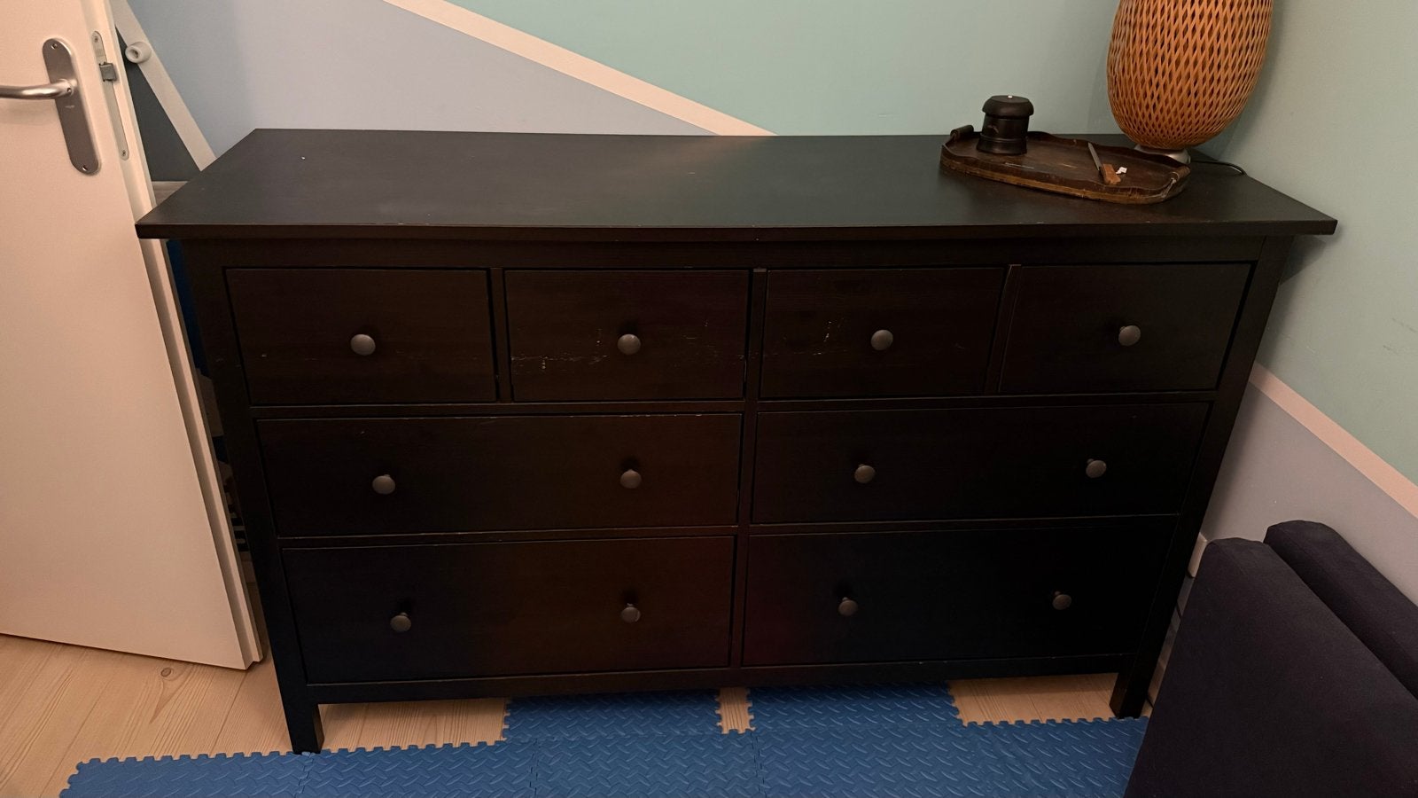 Ikea Hemnes ladekast donkerbruin/zwart, Huis en Inrichting, Ophalen, Gebruikt, 5 laden of meer, 150 tot 200 cm