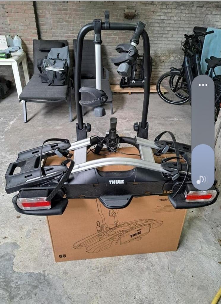 Thule fietsendrager met oprijgoot voor 2 fietsen, Ophalen of Verzenden, Zo goed als nieuw, 2 fietsen, Trekhaakdrager