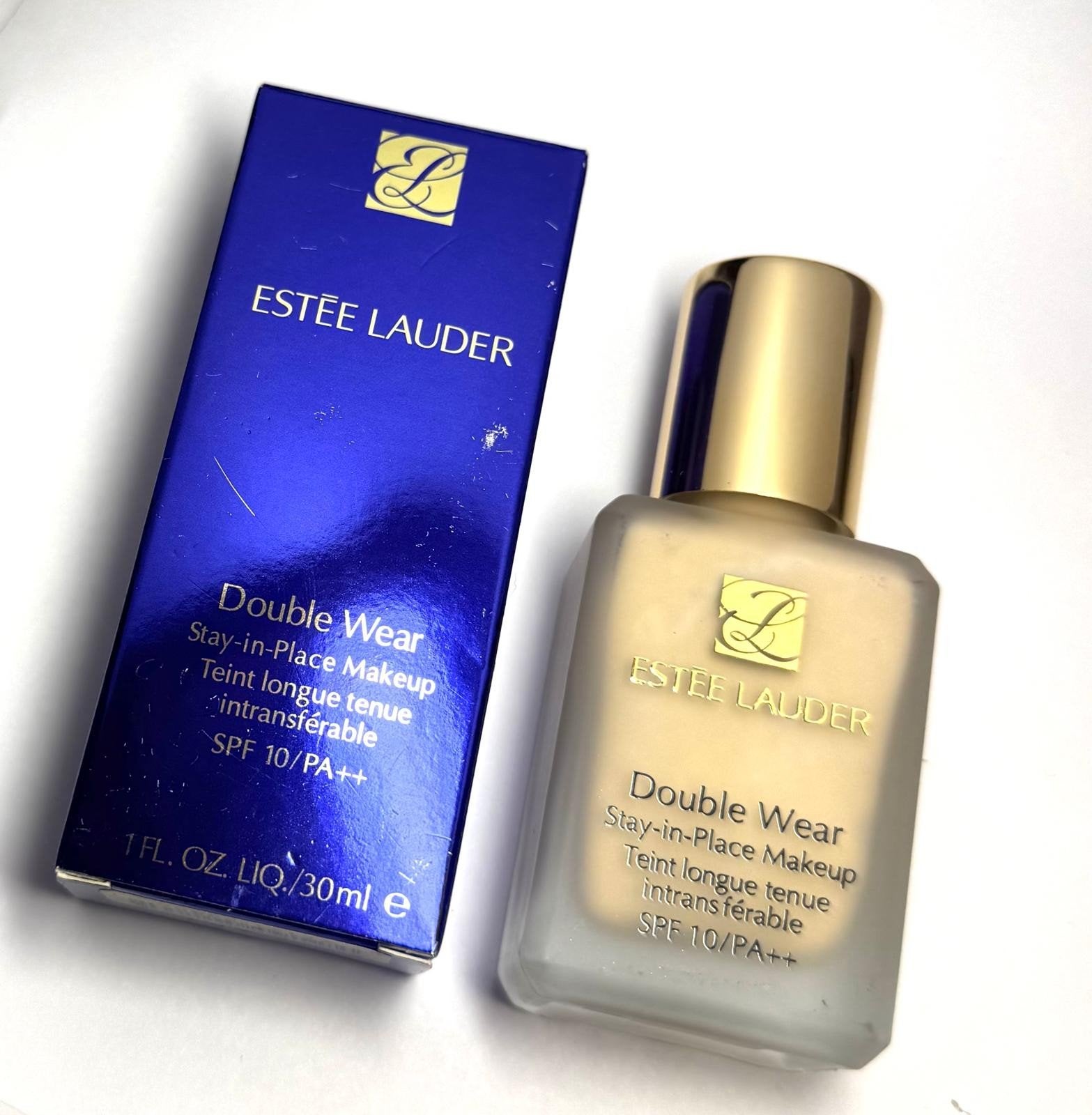 Estee Lauder double wear Foundation 2C0 cool vanille 30ml, Ophalen of Verzenden, Nieuw, Gehele gezicht, Camouflage