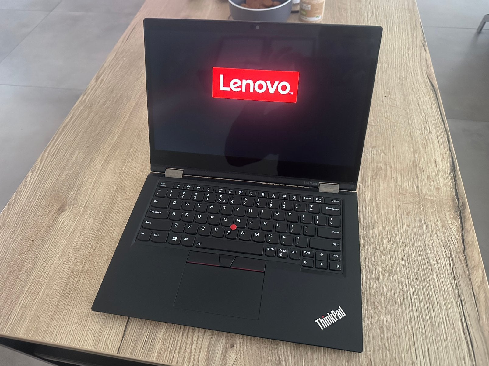 Lenovo Thinkpad L13 Yoga - 13 inch 360  Touchscreen, Gebruikt, 2 tot 3 Ghz, Qwerty, 8 GB