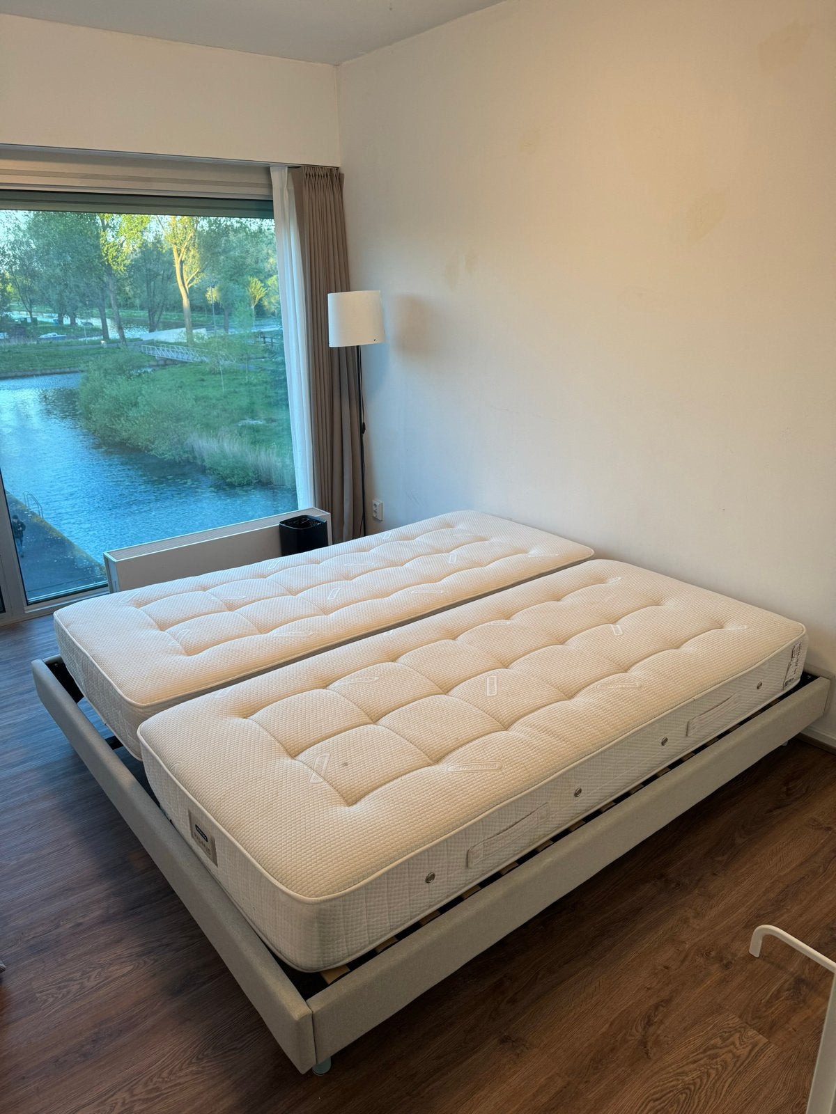 Tweepersoonsbed met 2 Pullman Silverline matrassen, Huis en Inrichting, Gebruikt, Tweepersoons, Ophalen of Verzenden, Overige maten