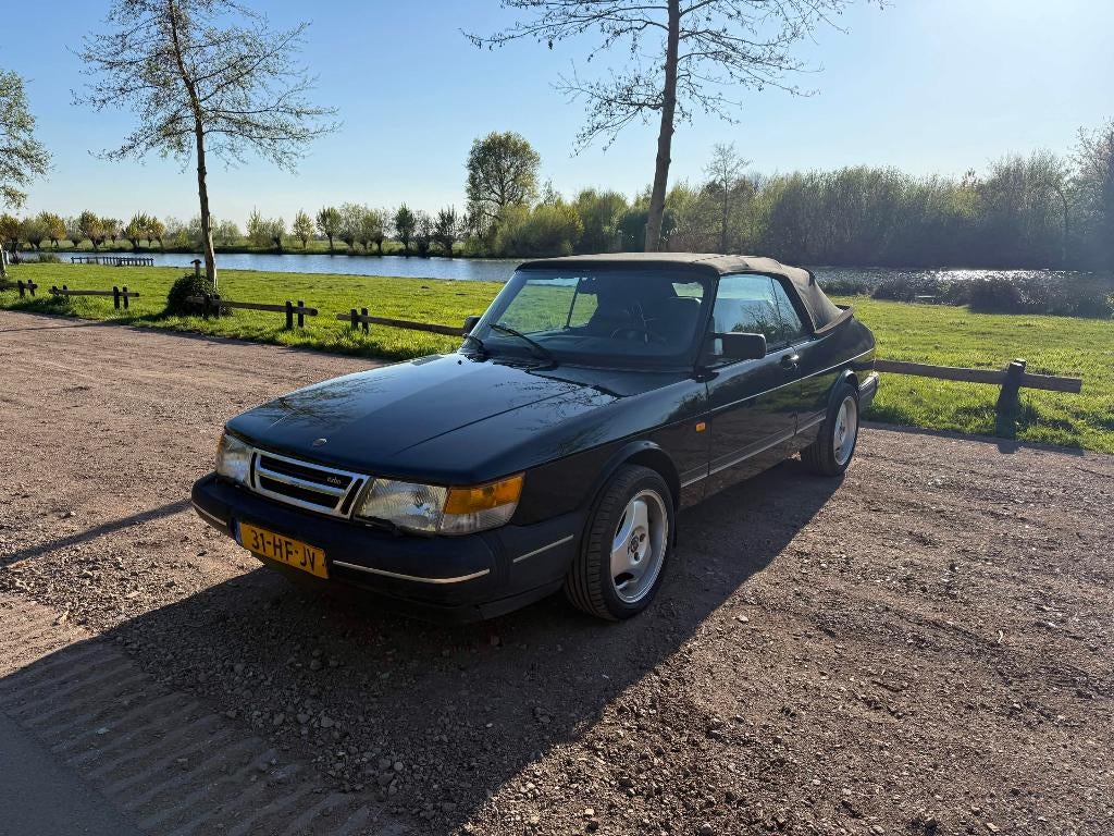 Saab 900 Classic Cabrio T5 1990, Auto's, Saab, Voorwielaandrijving, 1321 kg, Zwart, 4 cilinders