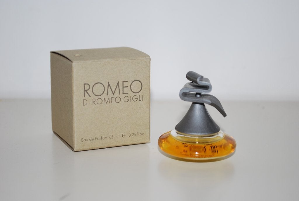 Miniatuur Romeo Gigli, Ophalen of Verzenden, Zo goed als nieuw, Miniatuur, Gevuld