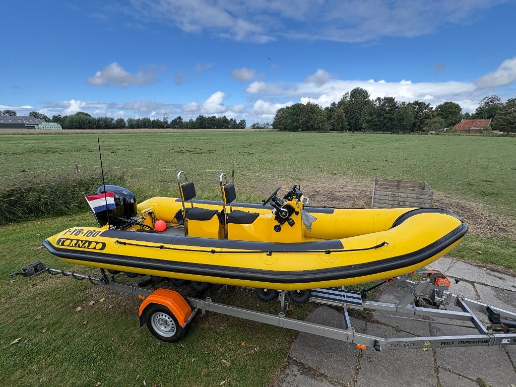 RIB Tornado 5.40, Watersport en Boten, Gebruikt, 5 m, 2 m, 100 pk