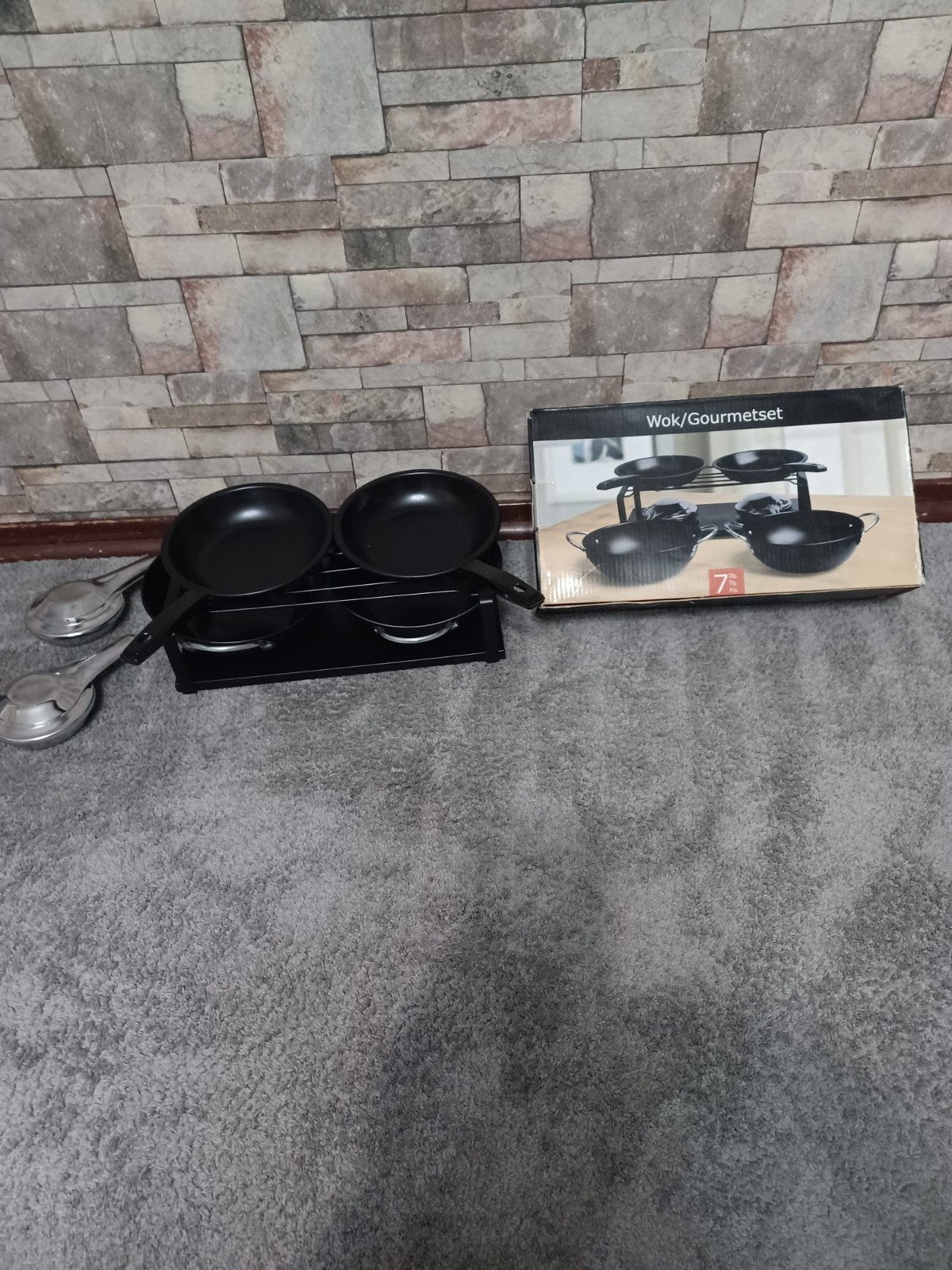 Nieuwe wok/gourmetset 7 delig, Witgoed en Apparatuur, Gourmetstellen, Ophalen of Verzenden, Nieuw, 4 t/m 7 personen