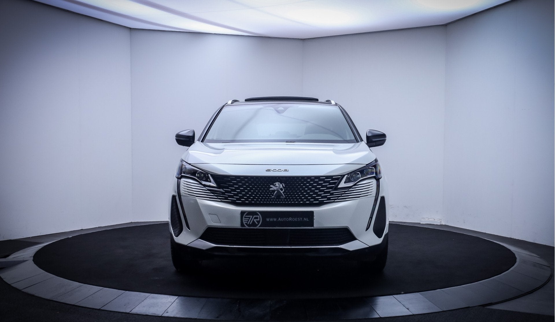 Peugeot 5008 1.6T 180Pk GT-Pack Business PANO | LUXE LEDER |, Dealer onderhouden, Gebruikt, Zwart, 4 cilinders