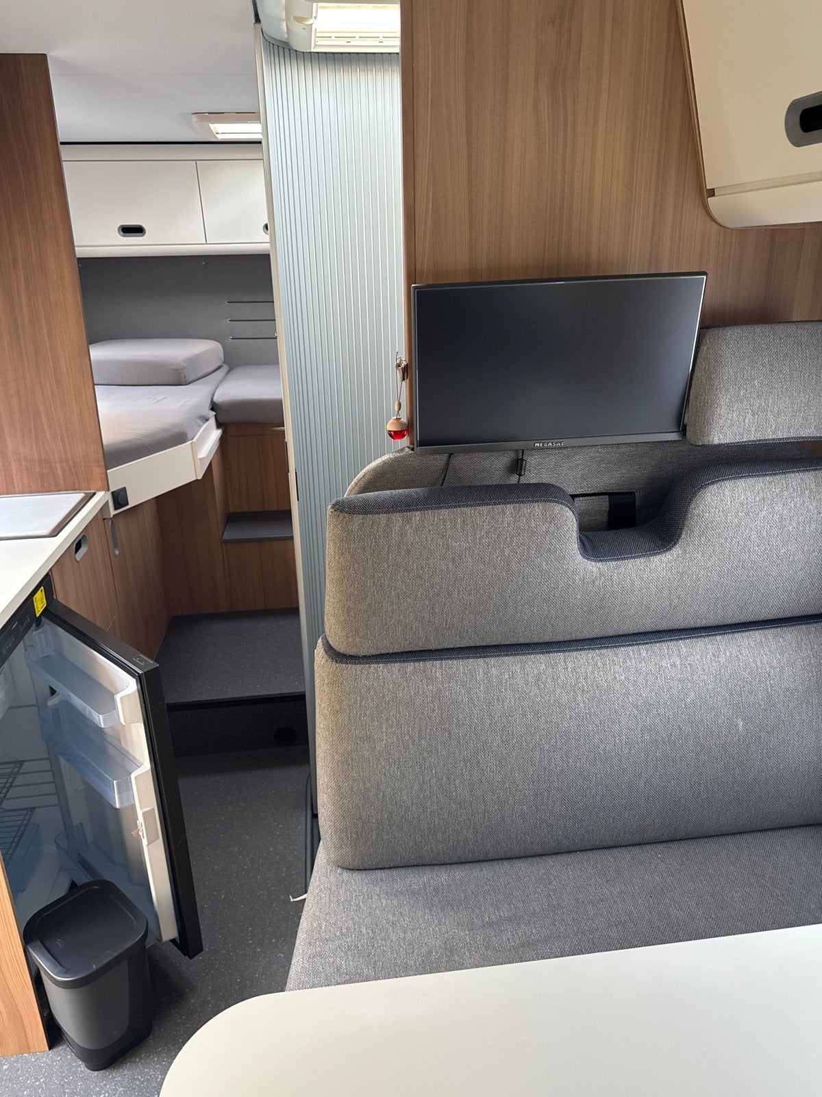 Foto 11 van Sun Living Camperbus - Compact en Compleet