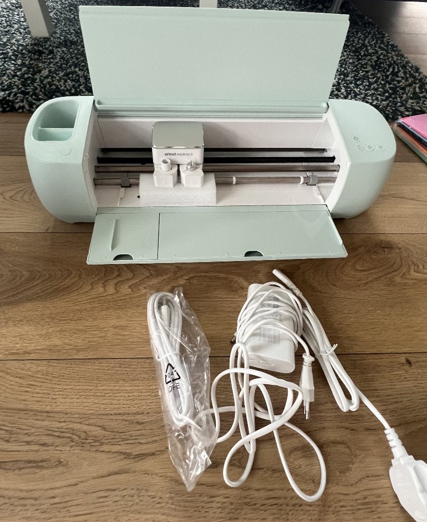 Cricut Explore 3 MAXI Bundle!, Ophalen, Groen, Zo goed als nieuw, Machine