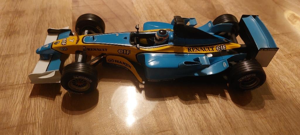 hotwheels Renault 1:18, Hobby en Vrije tijd, Modelauto's | 1:18, Ophalen, Gebruikt, Auto, Hot Wheels