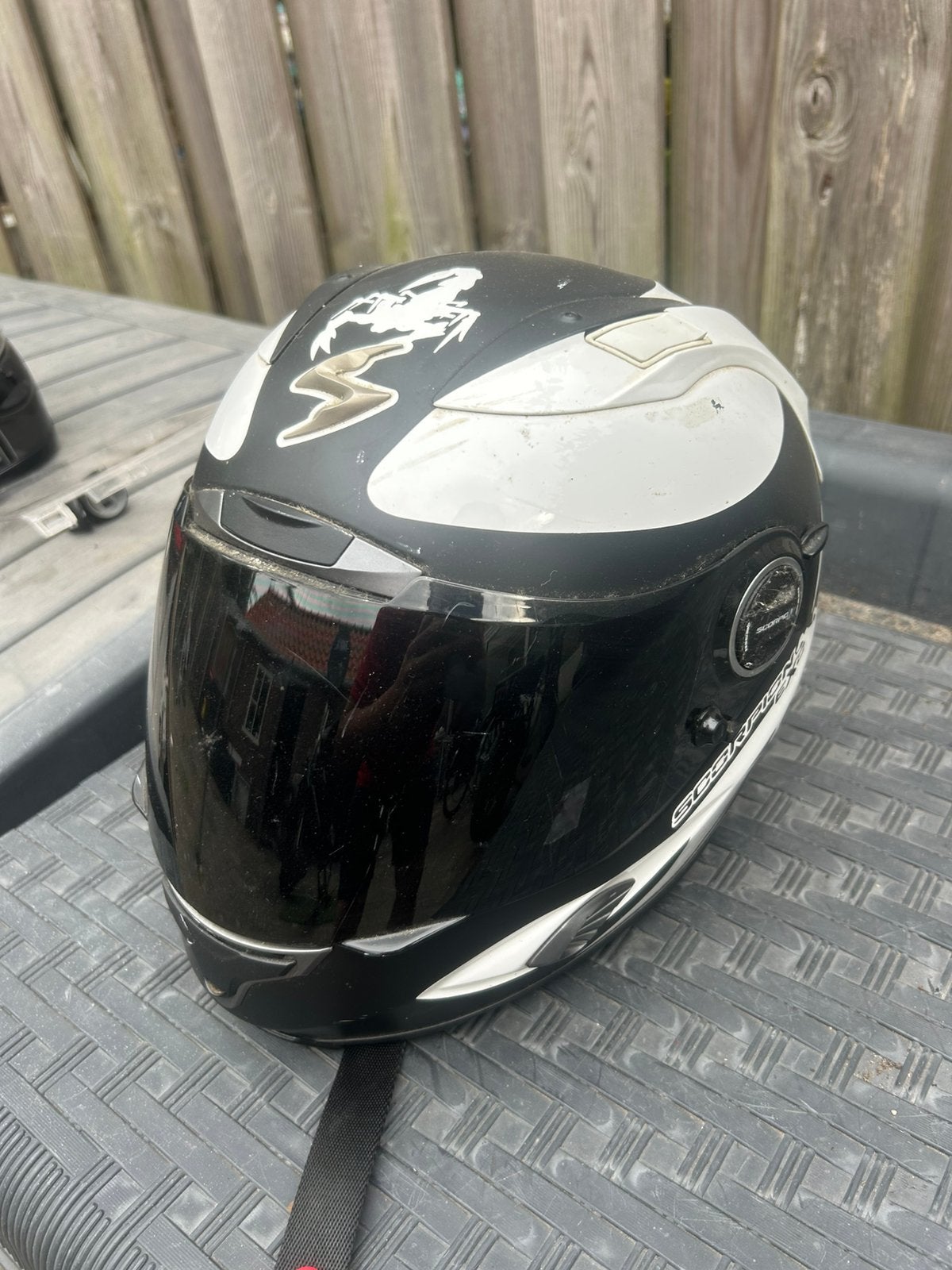 Mooi helm te koop, Ophalen, Gebruikt
