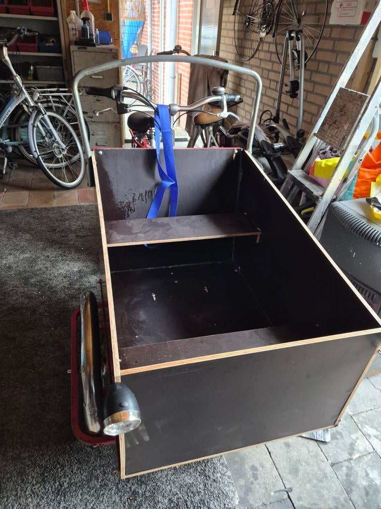 Nog een goede bakfiets, Fietsen en Brommers, Ophalen of Verzenden, Gebruikt, Schijfrem, 4 kinderen of meer