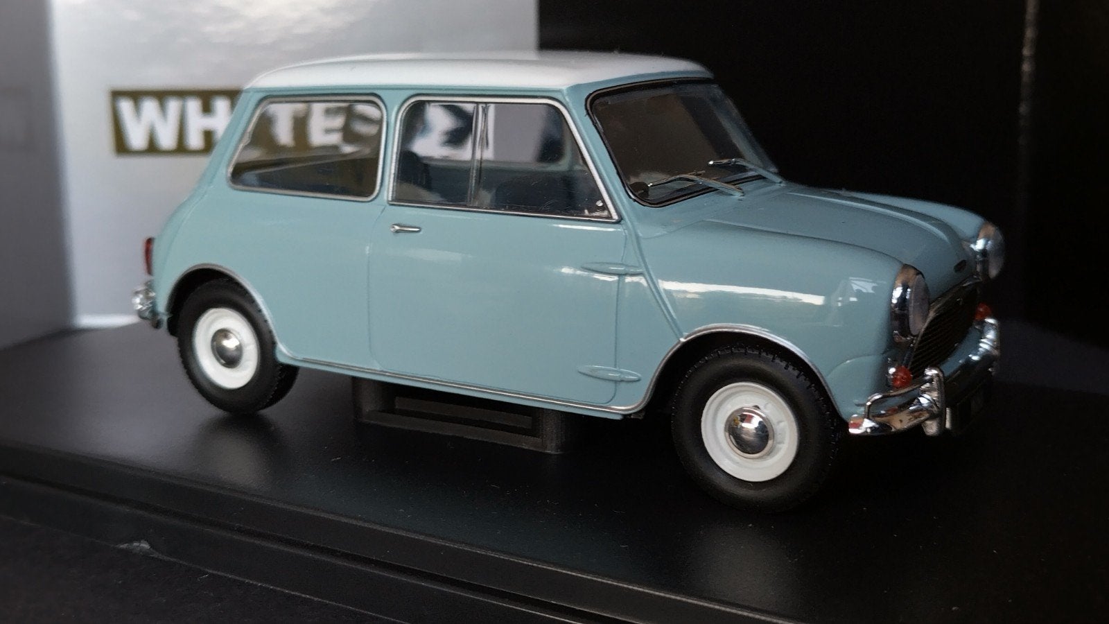 Mini Cooper S 1:24 Whitebox Pol, Hobby en Vrije tijd, Modelauto's | 1:24, Overige merken, Whitebos Spreidel, Auto, Verzenden