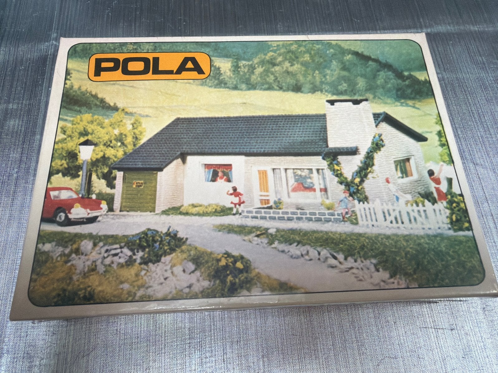 Pola H0 628 - Moderne Bungalow met Garage - NIEUW GESEALD, Hobby en Vrije tijd, Ophalen of Verzenden, Nieuw, Brug, Tunnel of Gebouw