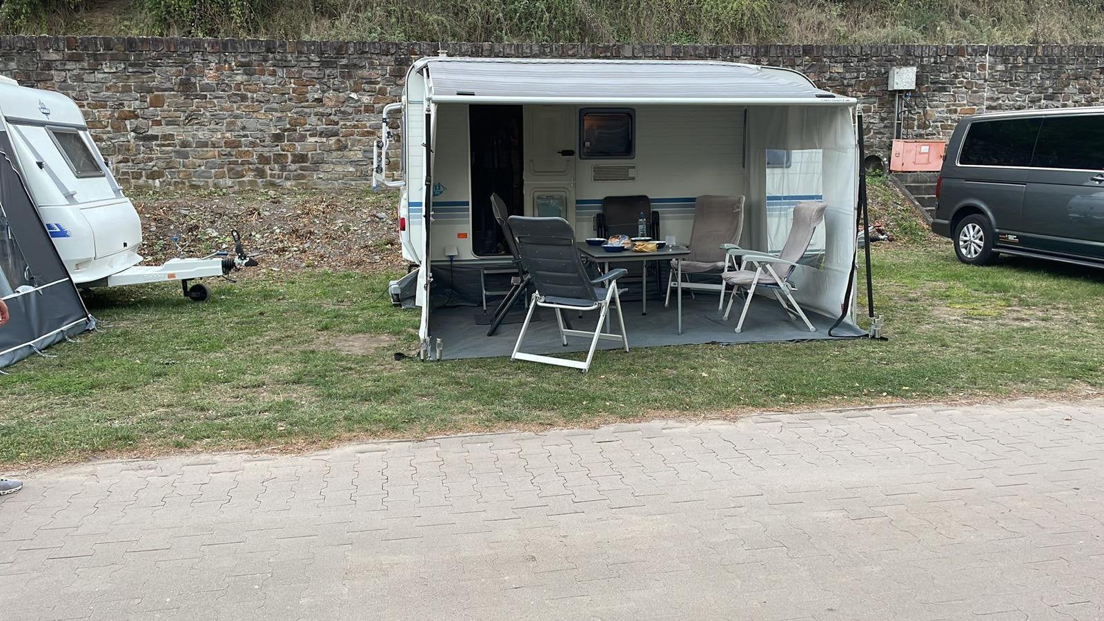 Fiamma zakluifel 360 kompleer met 2 zijwanden en voorwand, Ophalen, Zo goed als nieuw