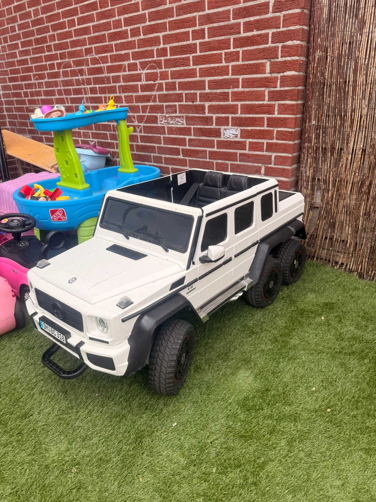 Mercedes 6x6 accu auto 2zit met 2x nieuwe accu +nieuwe radio, Ophalen of Verzenden, Gebruikt, Afstandsbediening