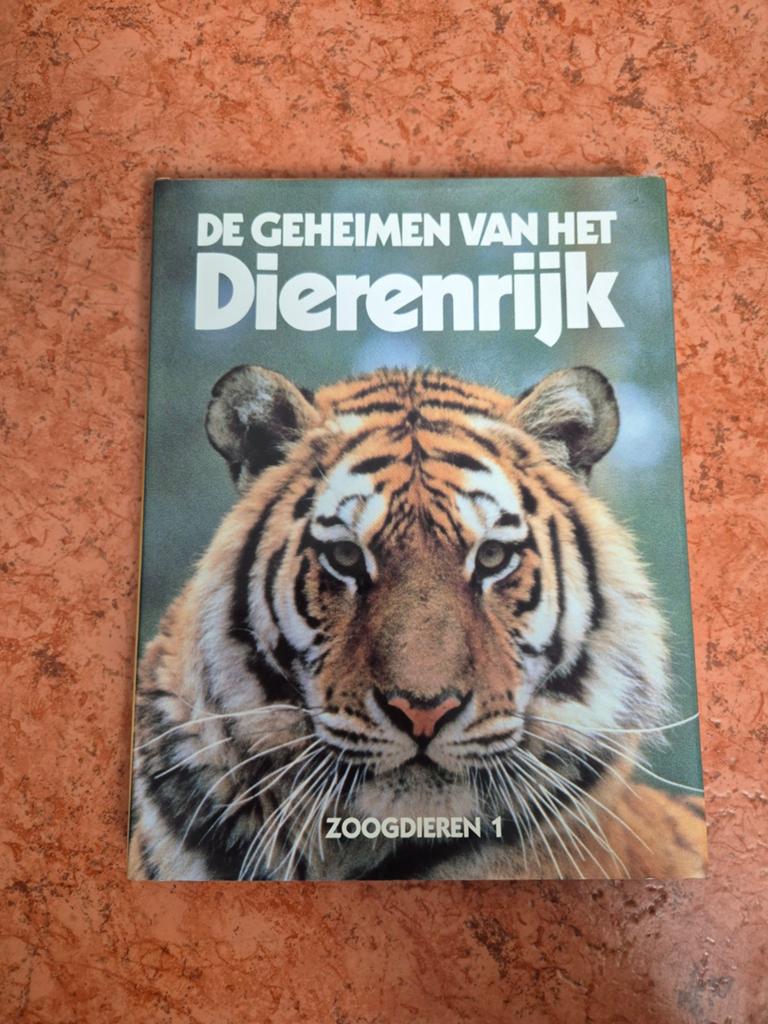 De Geheimen van het Dierenrijk: Zoogdieren 1 (Oud, perfecte, Boeken, Ophalen of Verzenden, Zo goed als nieuw, Natuur algemeen