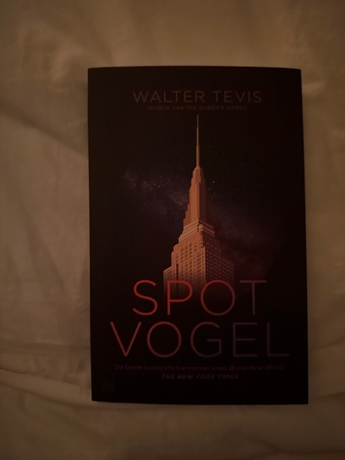 Spotvogel - Walter Tevis (Sciencefictionroman), Ophalen of Verzenden, Zo goed als nieuw