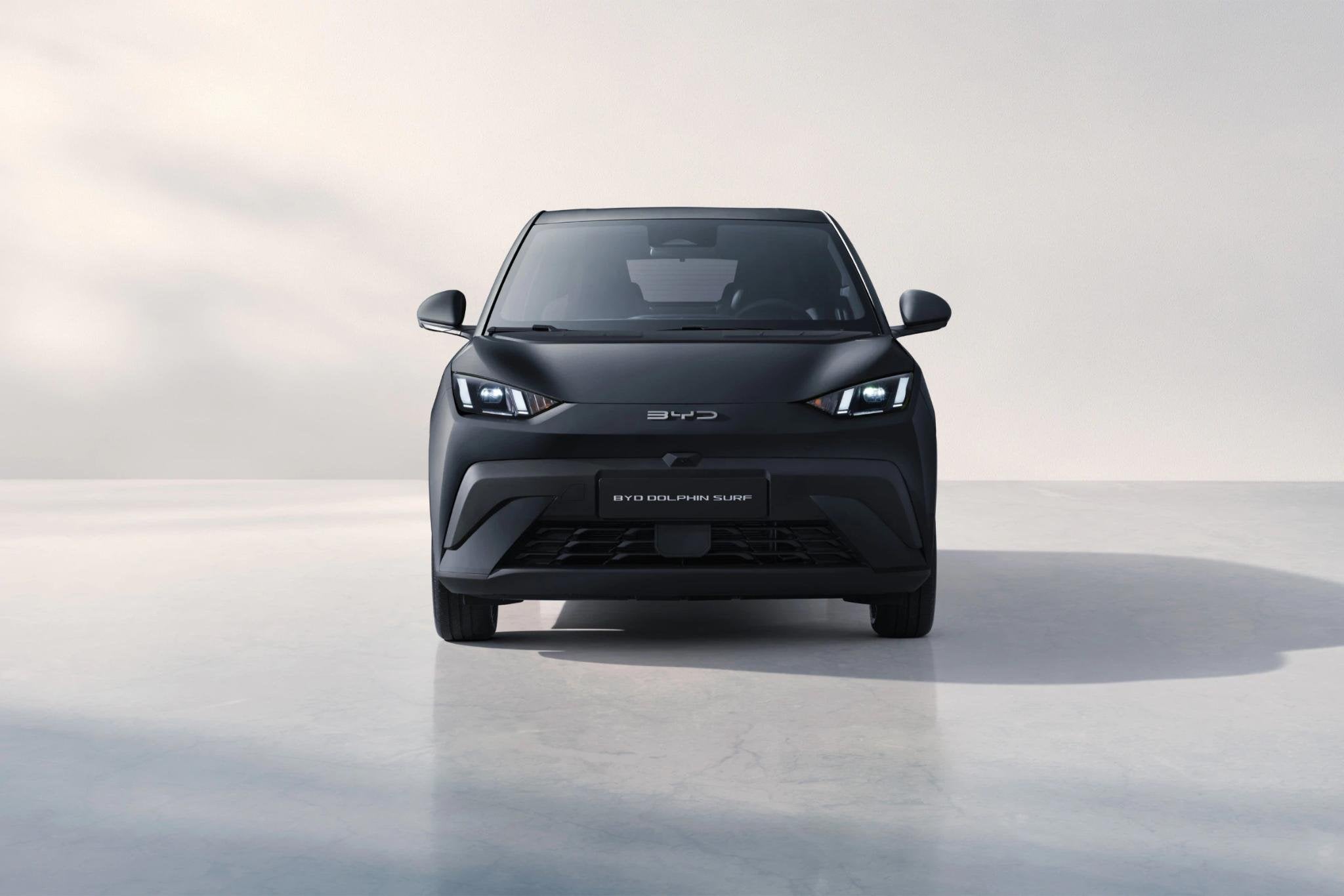 BYD DOLPHIN SURF Boost | Proefrijden inruilen of een voorste, Zwart, 220 km, Lichtsensor, 210 min