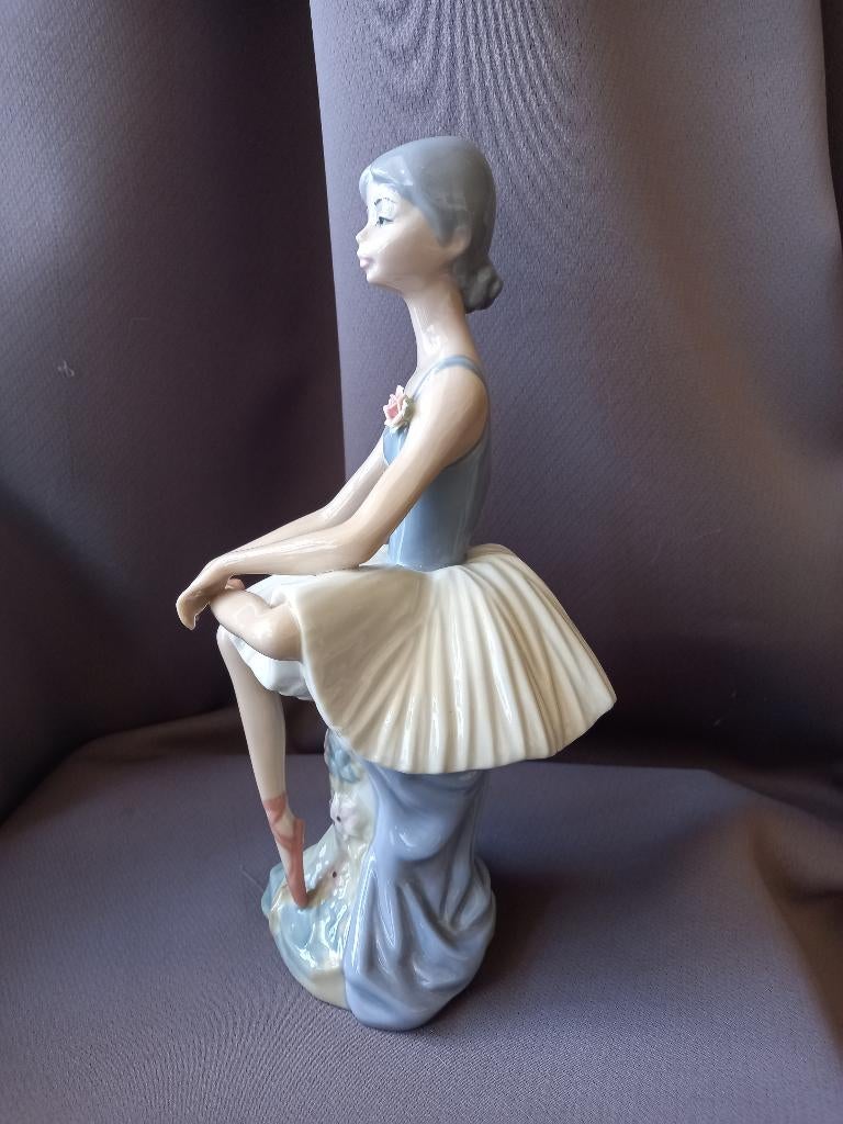 Vintage CasAdes porseleinen beeldje ballerina, Spanje, Ophalen of Verzenden, Zo goed als nieuw, Mens