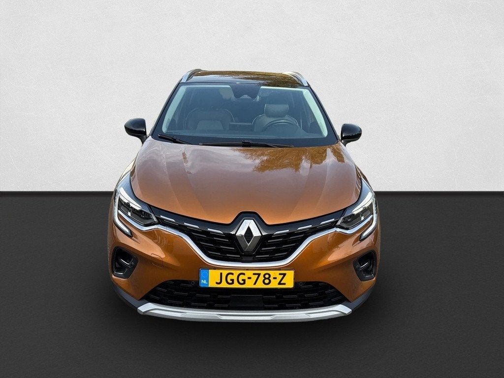 Renault Captur 1.6 E-Tech Plug-in Hybrid 160 Intens AUTOMAAT, 77 km/l, Gebruikt, 750 kg, Leder en Stof