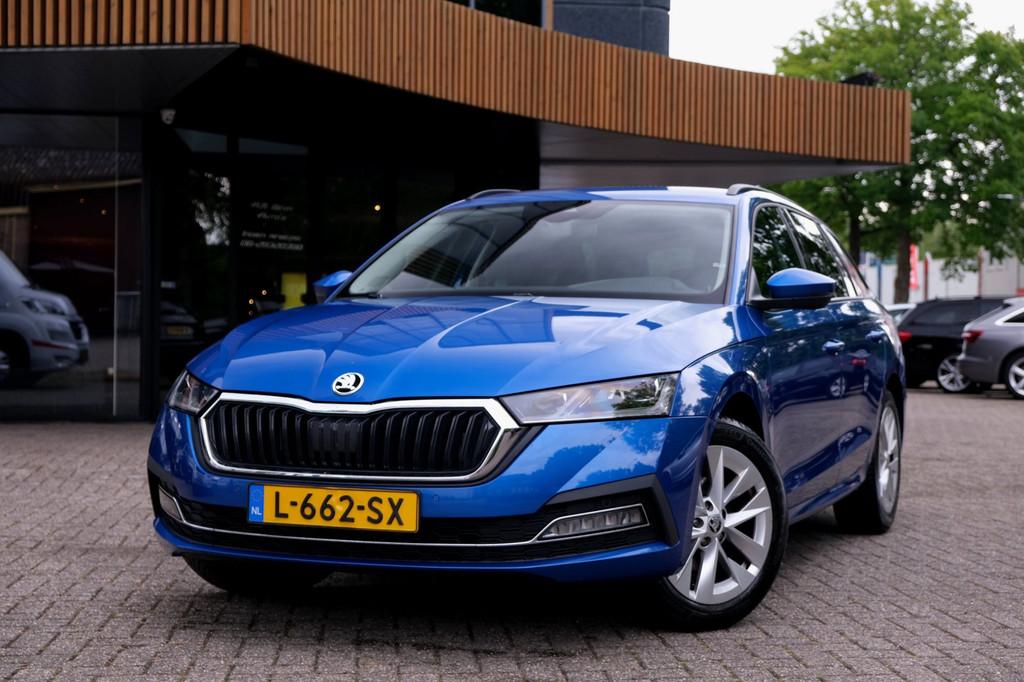 Skoda Octavia Combi 1.5 TSI First Edition|Rijklaar!|Trekhaak, Auto's, Skoda, Voorwielaandrijving, Stof, 4 cilinders, 150 pk