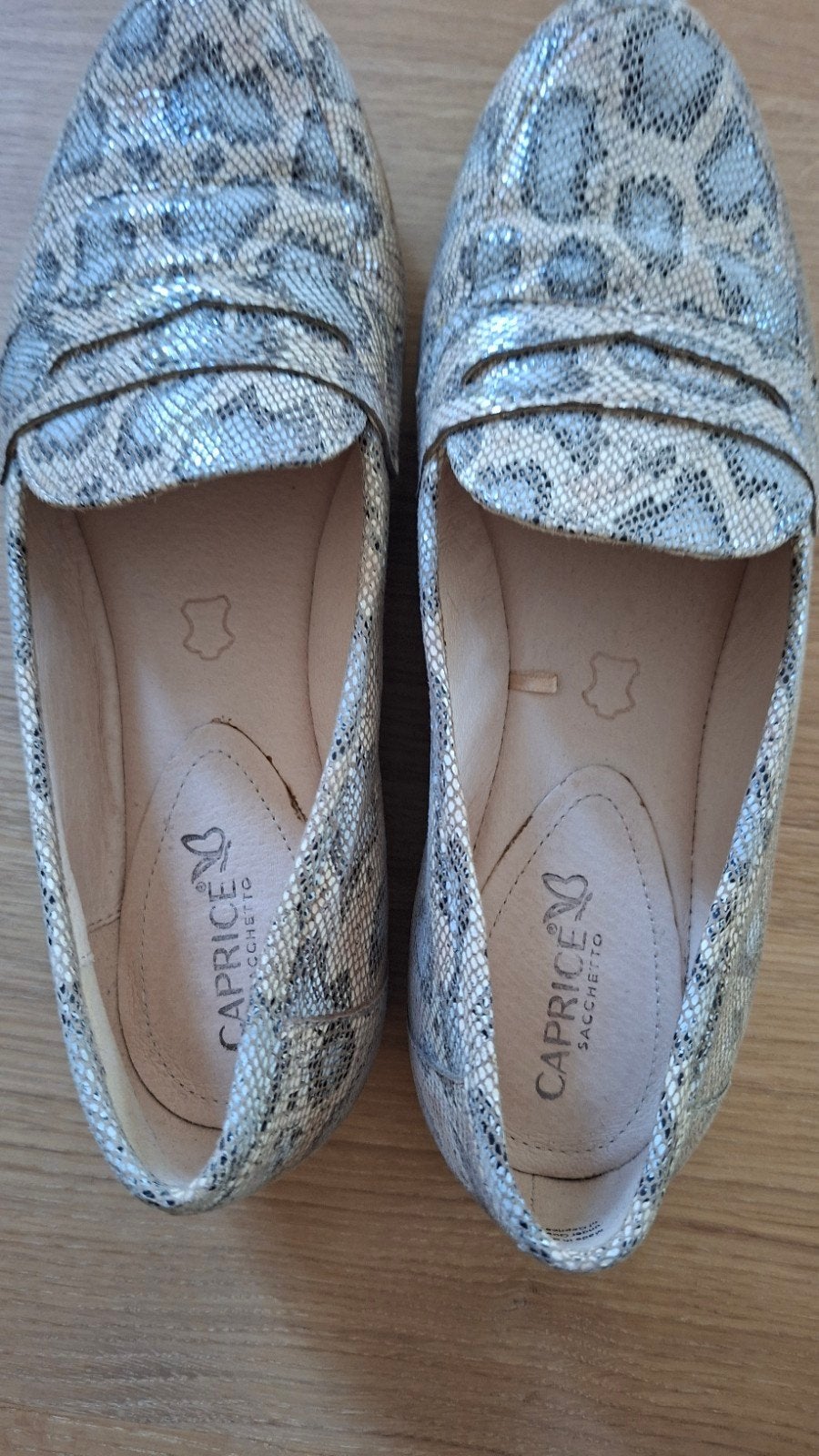 Caprice schoenen mt 38, Ophalen of Verzenden, Zo goed als nieuw, Sneakers of Gympen