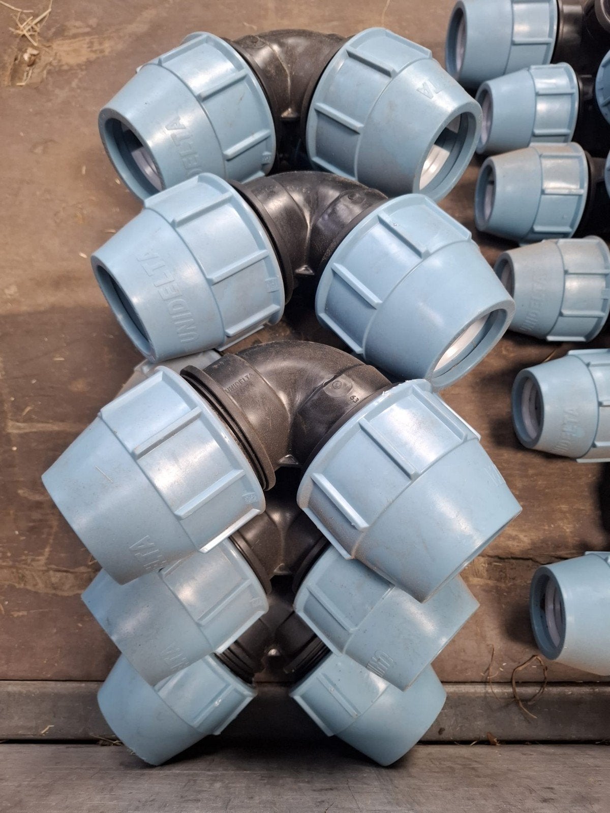12x Unidelta PE/HDPE Knelbochten 90 graden, Doe-het-zelf en Verbouw, Buizen en Afvoer, Overige materialen, Overige typen, Nieuw