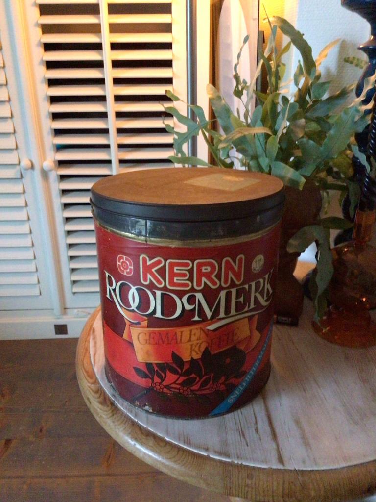 Koffieblik Kern Roodmerk vintage, groot, Verzamelen, Blikken, Ophalen of Verzenden, Zo goed als nieuw, Koek(jes)
