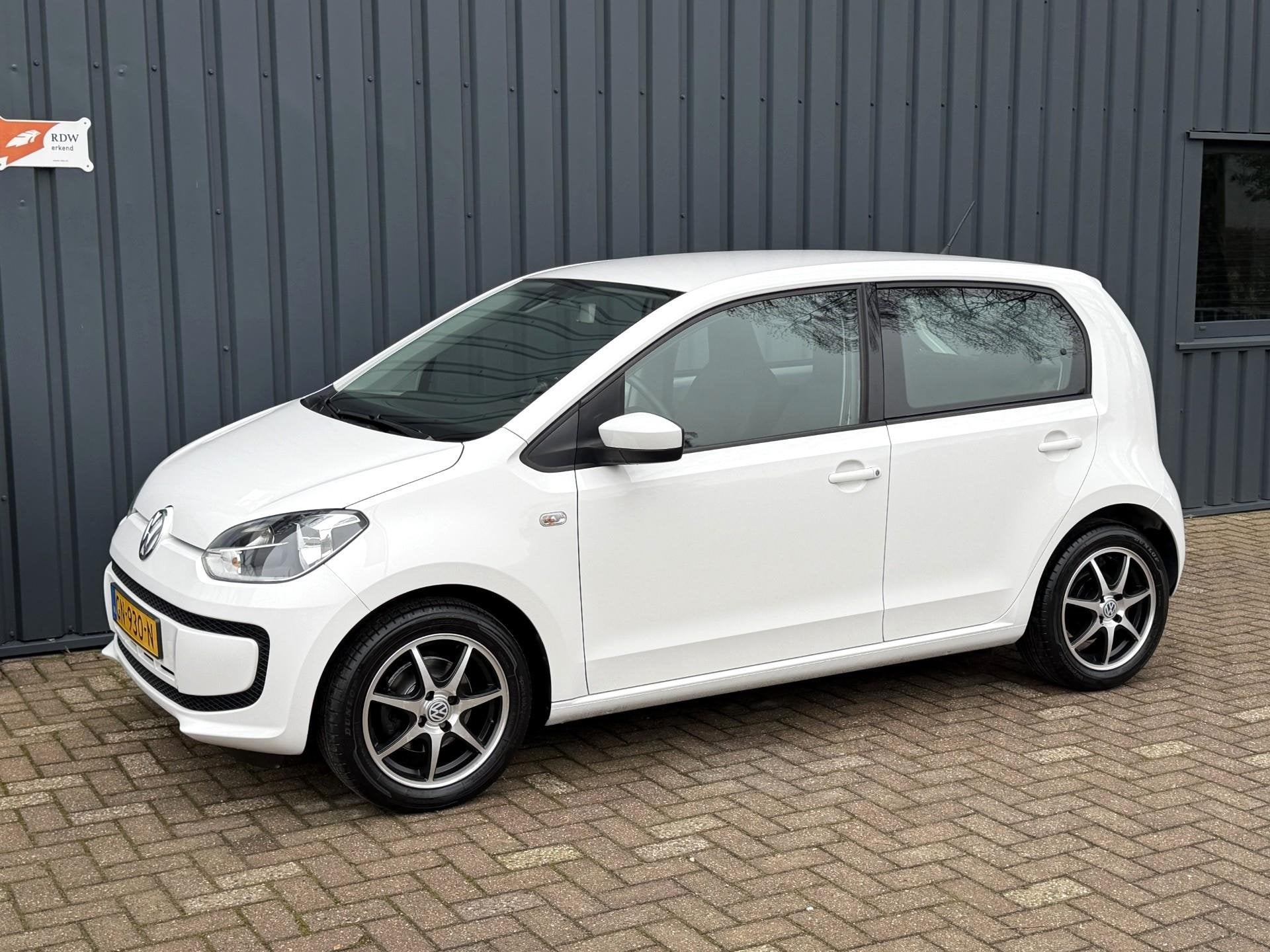 Volkswagen Up! 1.0 move up! BlueMotion 1E EIGENAAR!/NAP!/APK, Auto's, Voorwielaandrijving, Euro 5, Stof, Gebruikt