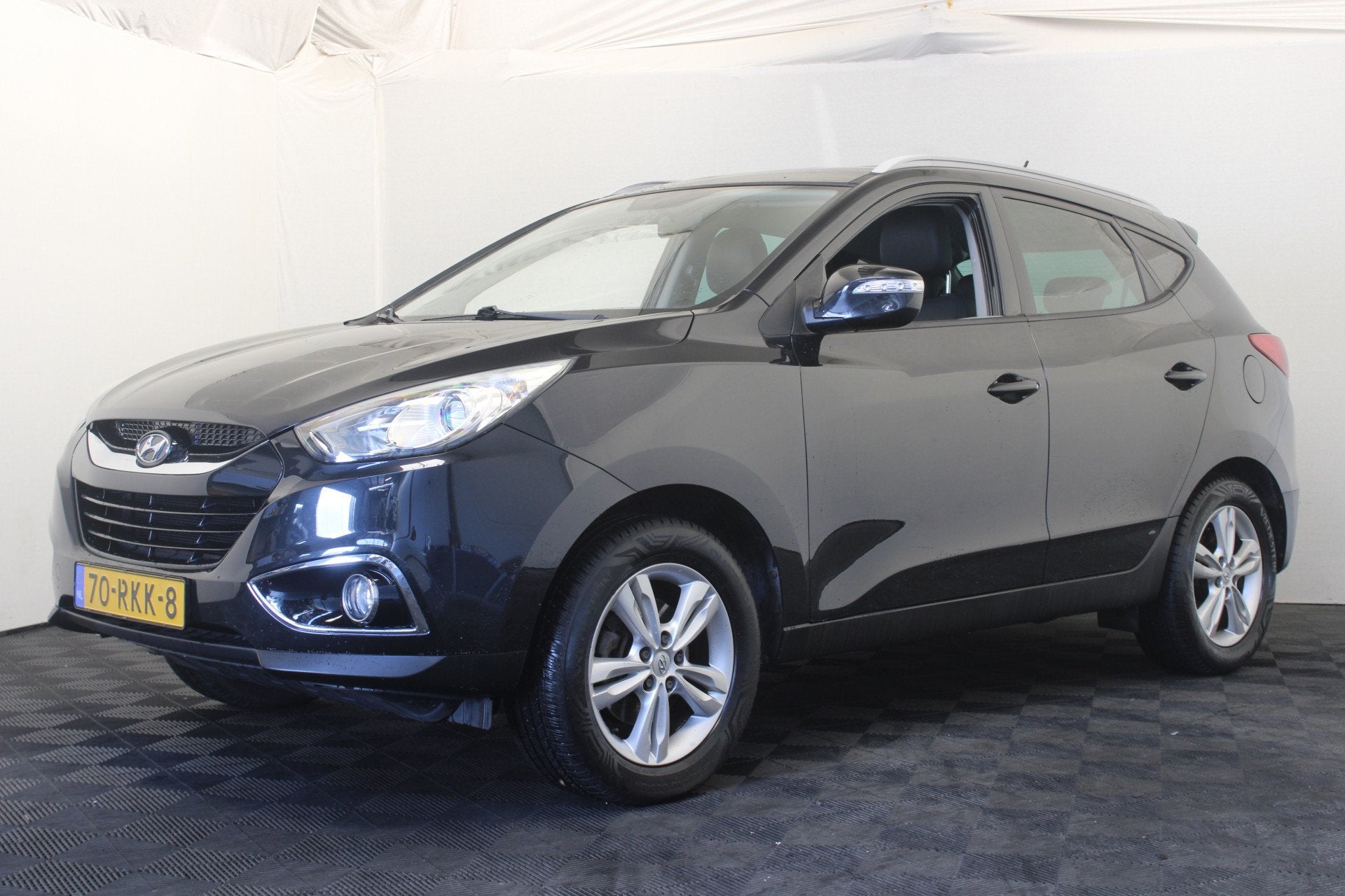 Hyundai ix35 2.0i Business Edition |Camera|Navi|Trekhaak|, Gebruikt, 4 cilinders, Leder en Stof, Zwart